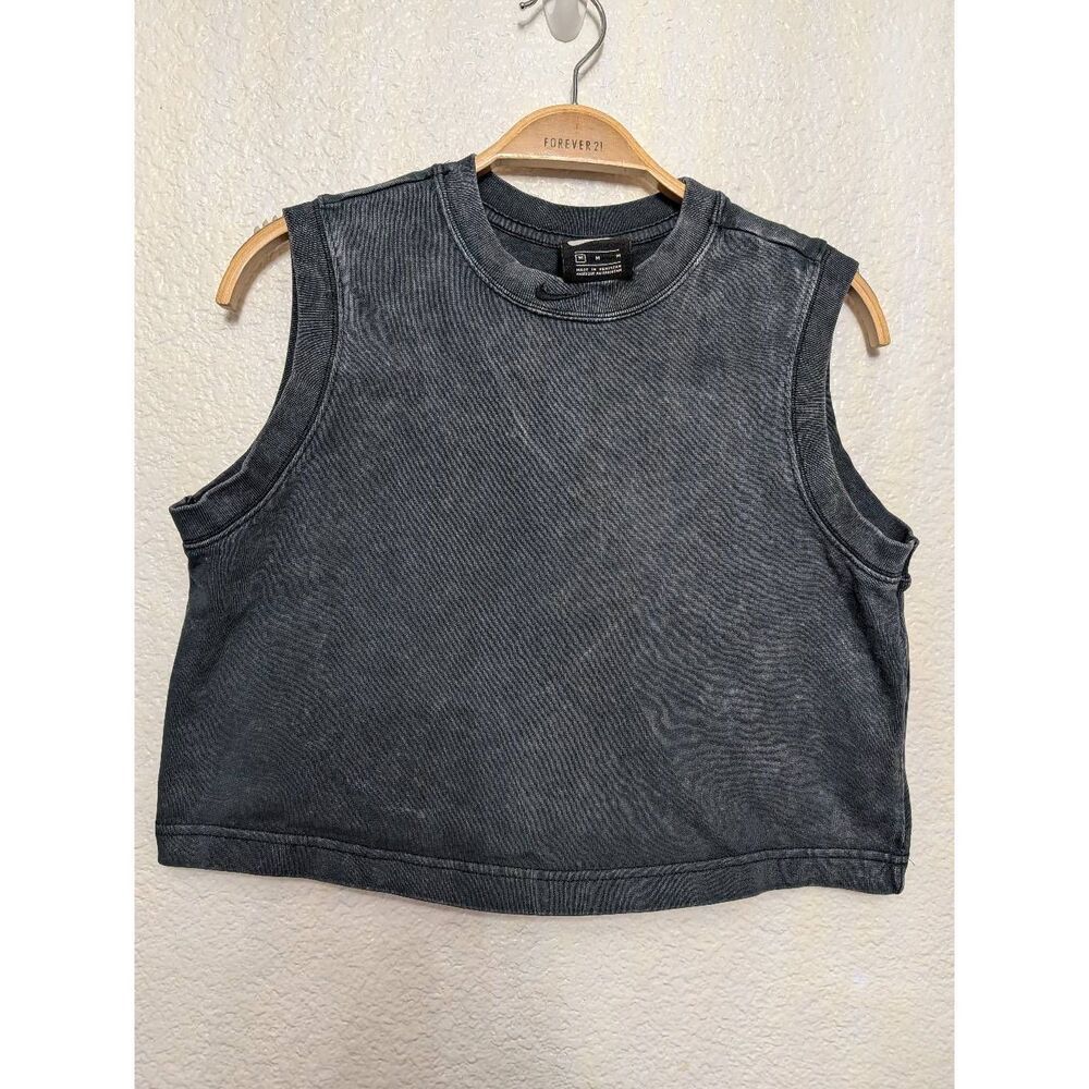 Nike top for women